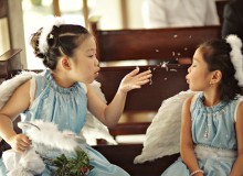 Having flower girls and ring bearers successfully march down the aisle