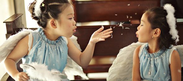 Having flower girls and ring bearers successfully march down the aisle